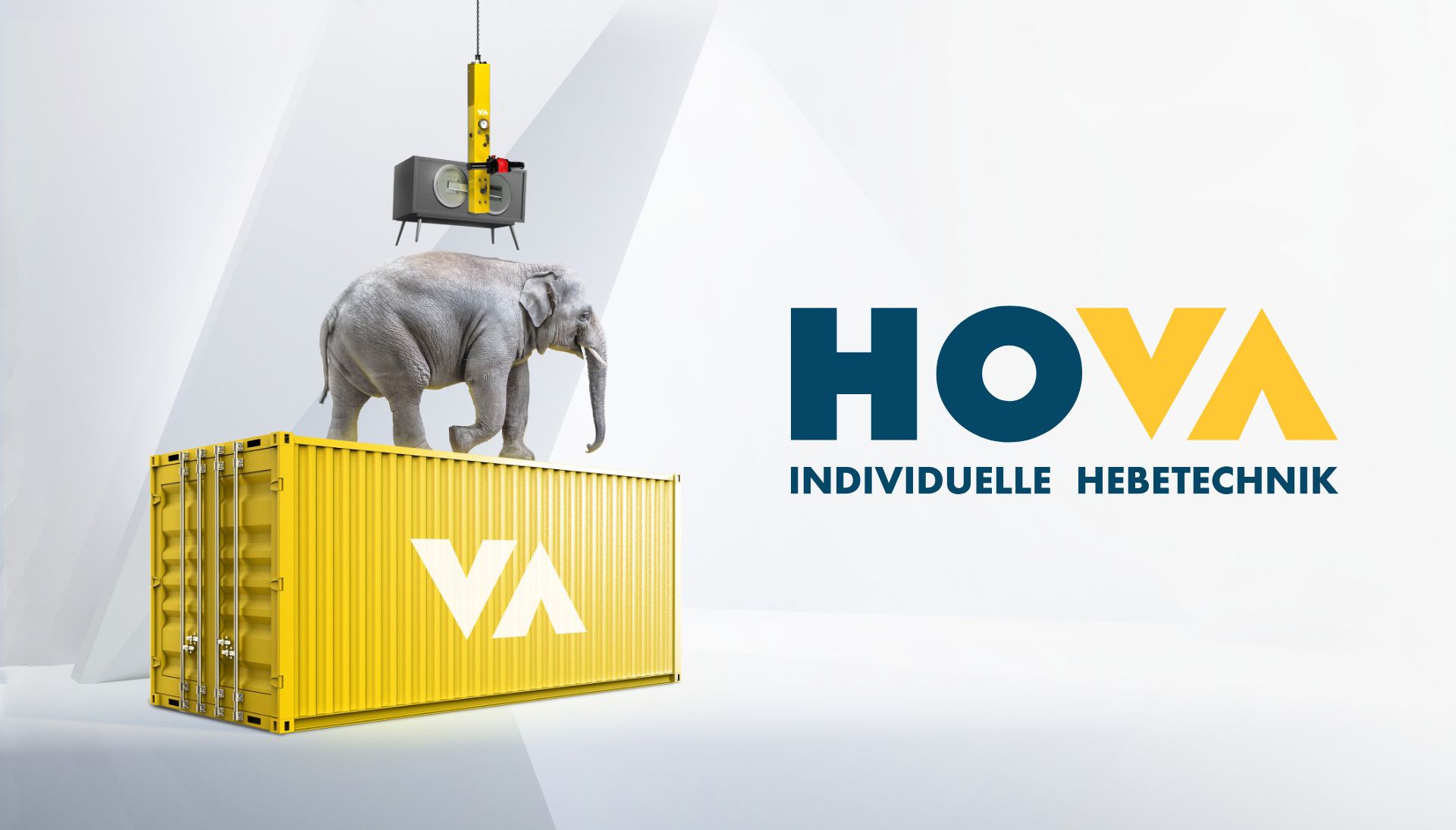 HOVA Referenz - Elefant auf Container
